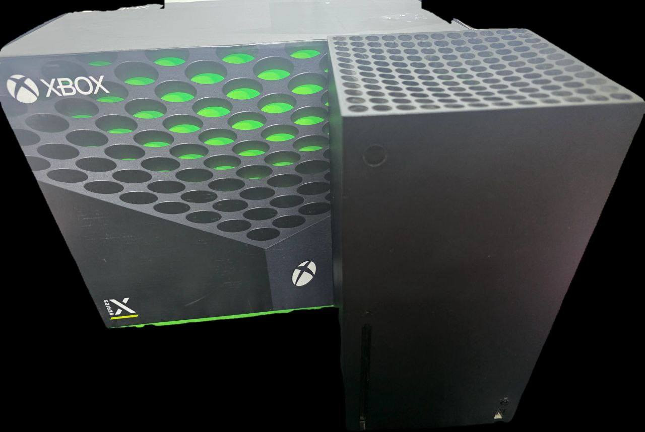 للبيع اكس بوكس سيريس اكس 
*بدون جوستك*
وعندي حساب اكس بوكس gta5  و فيفا24 و سبع اجزاء كود و  red dead 2 واربع نسخ اساسن وغيرها
مكاني بغداد
***********
