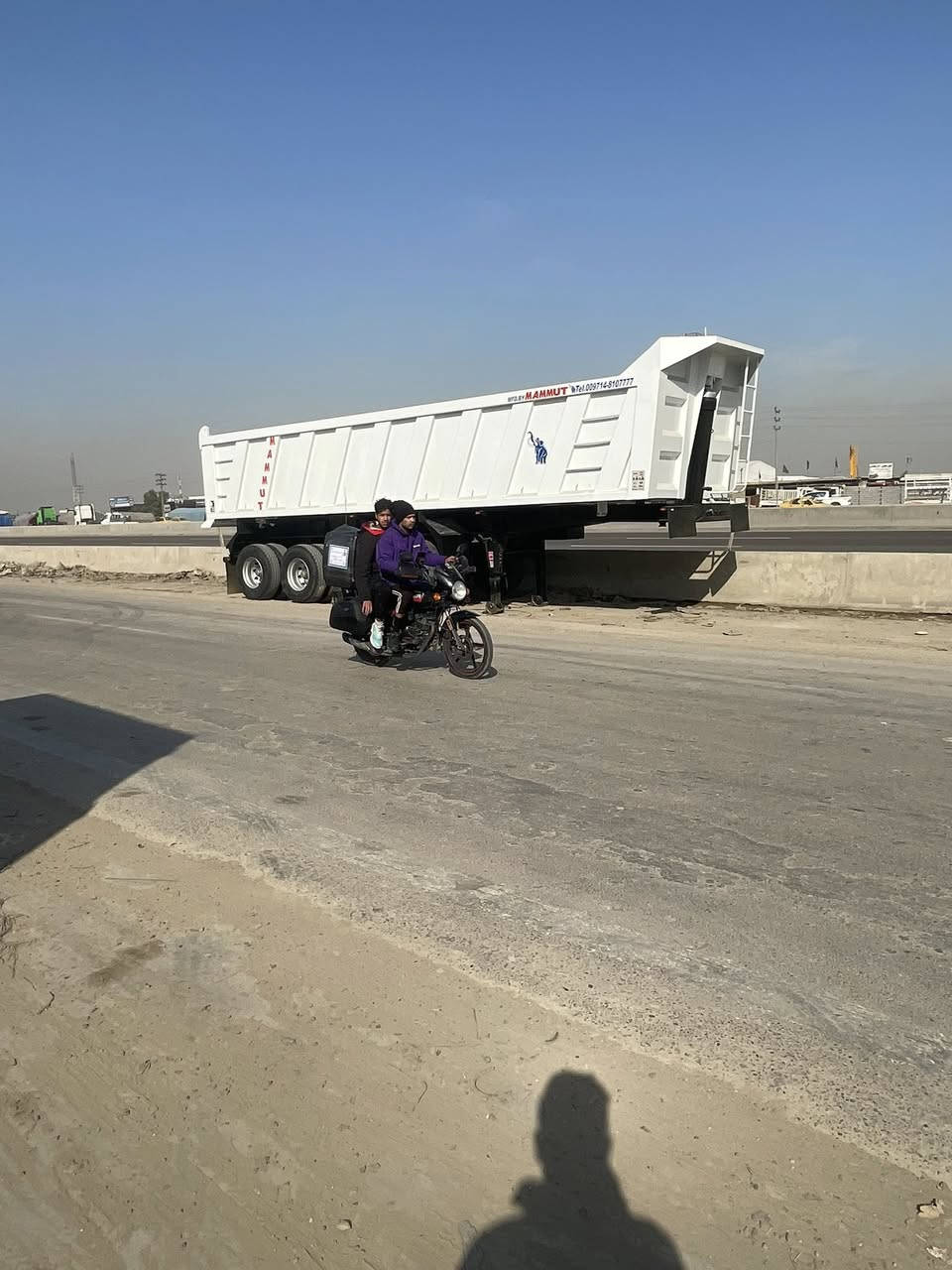 سلام عليكم
للبيع 
عربانه 2025
شغل الجرف 
تخم تاير 
ذرعة 30
مكاني ناصريه 

‭٠٧٨٠ ٣٢٥ ٨٢٩٢‬
