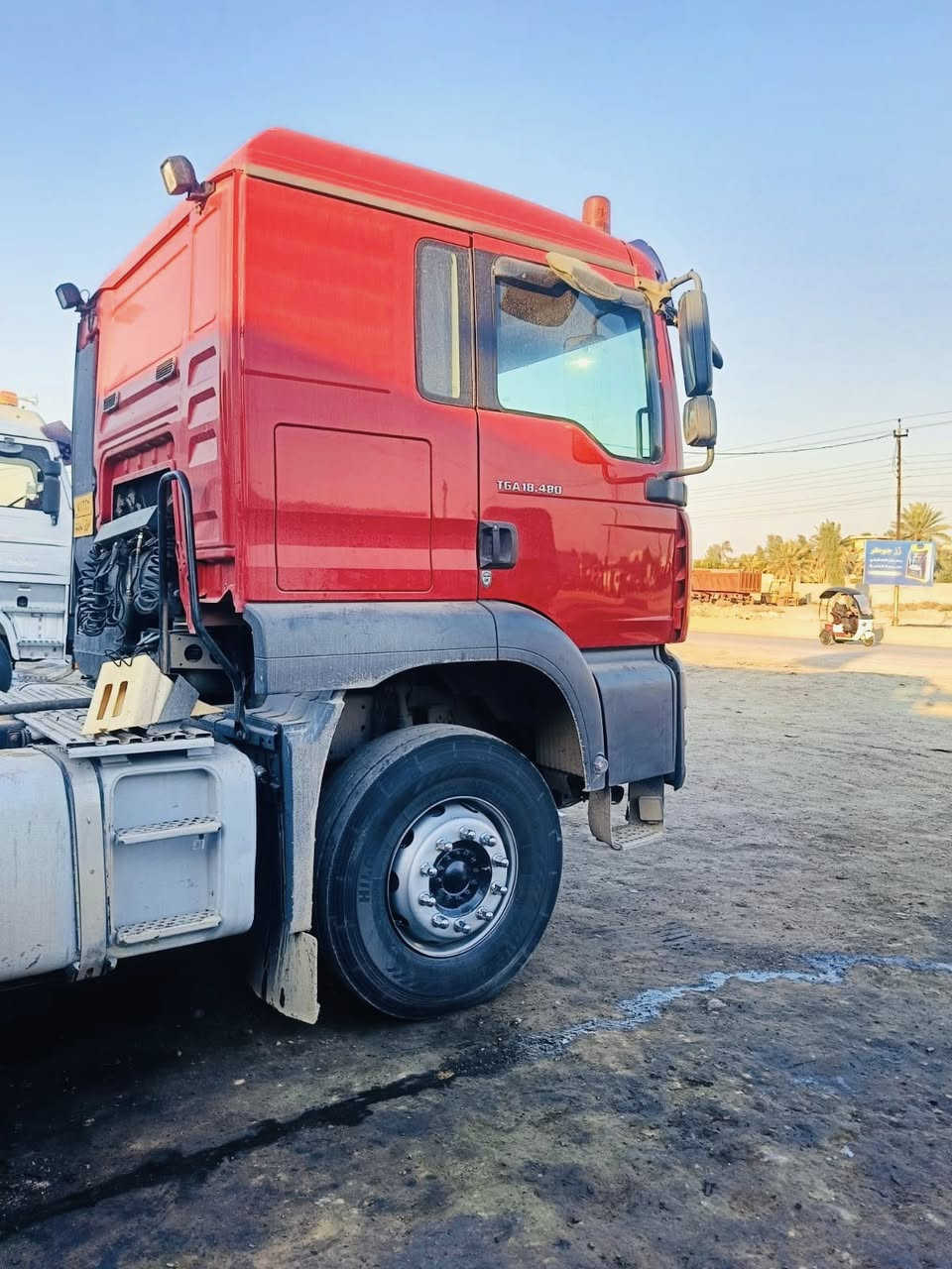 سلام عليكم للبيع مان2006مكينه 480تخم تاير راس وعربانه جديده مامشتغله عمل بغداد السياحي رقم صاحب السياره ***********اني مكلف بل نشر
