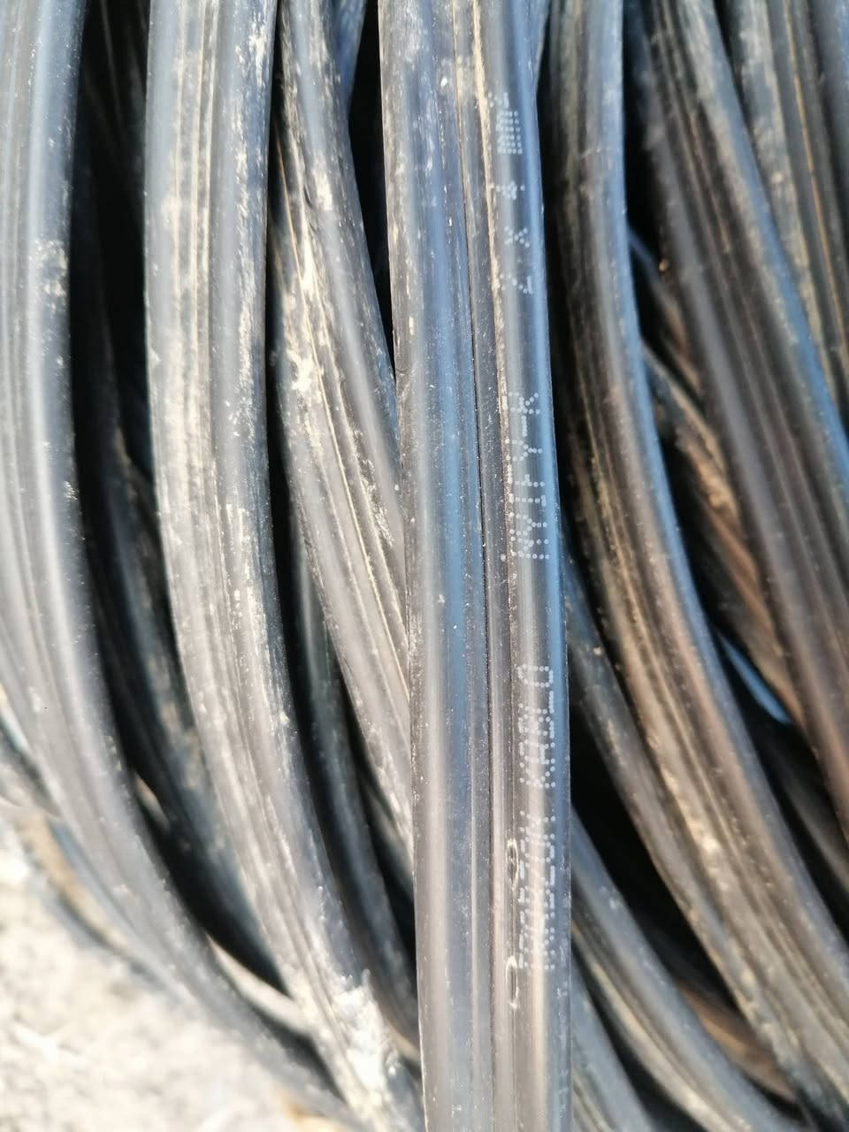 واير سيمنز.. ابو ال4... العدد5..لفات..طول الفه=90م
. مستخدم قليل.. شرط الفحص.. مال شركه.. للتفاصيل ***********. و ات سا ب..
