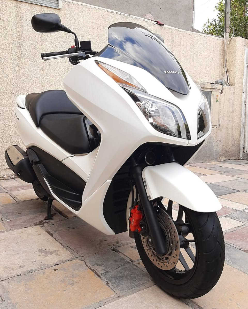 للبيع..للبيع فورزا 012 شرط جديده ماشيه 25 ألف فقط للأستفسار/خاص


**إذا كنت صاحب هذا الإعلان وتريد حذفه لأي سبب، رجاءا أرسل رسالة إلى الدعم الفني**
