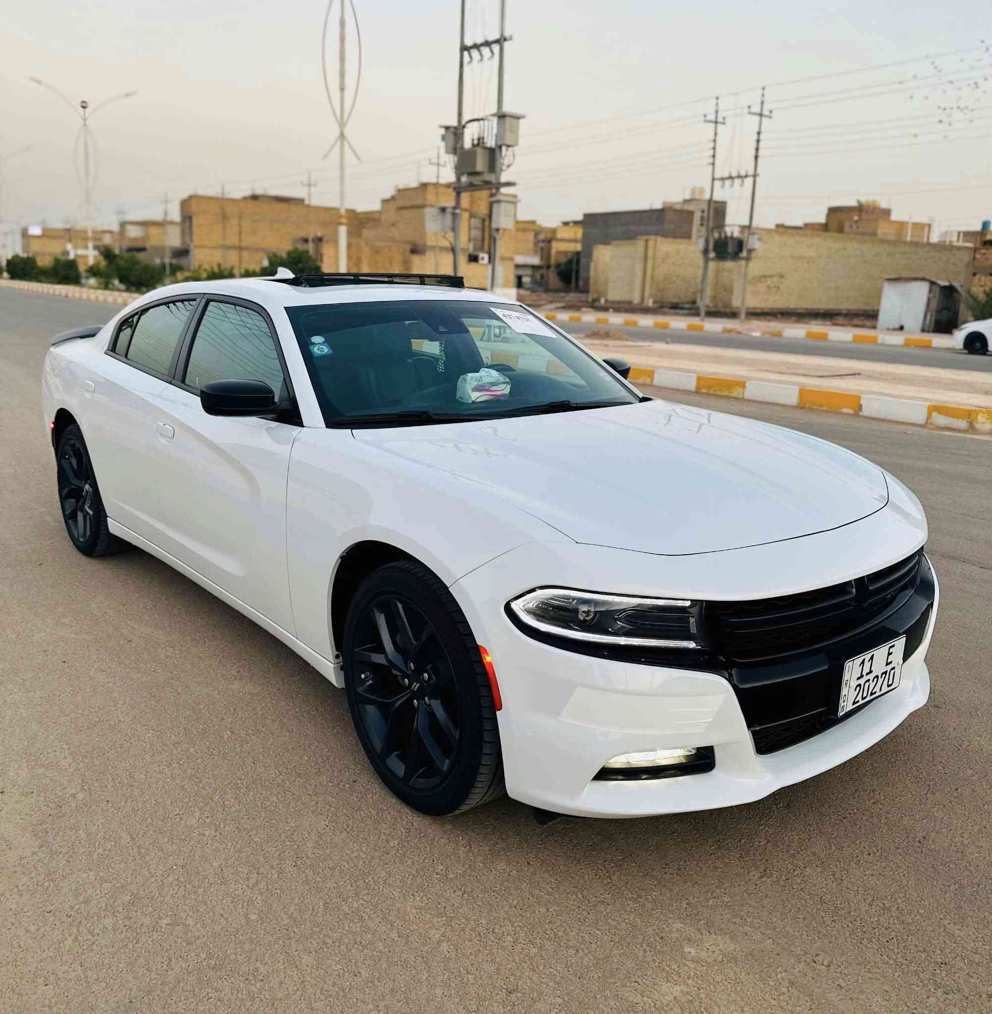 السلام عليكم جارجرموديل 2023 اصل محرك 3600 تو ويل وارد امريكي مكفوله كفاله عامه فقط تقرير غرق  فول مواصفات 1/1  PLAS  دخول جديد ظباط مرقم بغداد وجاهز ماشيه 38 الف حقيقي تحويل ثاني يوم  كله جديد  ومواصفات فتحه سقف
بصمه تشغيل + تشغيل عن بعد + دخول ذكي
كشنات جلد حضن + كشن امامي خلفي تبربد + تدفئه
شاشه كار بلي كبيره رادار جانبي  ورادار امامي بالدعاميه+ حساس خلفي لايت زنون ابلاد 
بعد بيها هوايه مواصفات السياره جديده وجاهزه من جميع النواحي وابيع شرط الفحص 
العنوان الناصريه حي الشموخ  
الموبايل 📱 ***********
