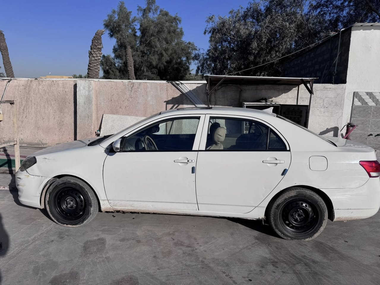 للبيع بي واي ديG3 2011 فول
كير مكينه خير من الله

 التبريد عاطل شغلة غاز  مو اكثر

بيهة جاملغ جهة السايق وشويه من الدعاميه الاماميه

السعر 45 بيه مجال 
السياره باسمي تحويل ثاني يوم هزه جديده رقم جديد

مكانه بغداد تقطع النهروان القريه النفطيه .

***********
