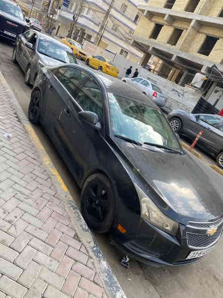 السلام عليكم 
شوفرليت كروز موديل ٢٠١٤ 
محرك ١٤٠٠ تيربو 
رقم بغداد بسمي تحويل مباشر 
السياره كير محرك تبريد مكفولات 
مواصفات نص فول السياره 

تحكم ستيرن مثبت سرعه سياقه يدويه بلستيرن 
شاشه بلادي بلوتوث ويو اس بي  
شاشه قرائه  قياس هواء التايرات 
شاشه قرائه قياس دهن المحرك 
شاشه قرائه قياس درجه حراره السياره 
شاشه رقميه للكيلو متر 
السياره ماشيه ٧٤ ميل يعني ١٣٠  كيلو متر تقريبا حقيقي تخم ويل تخم تاير  غرفه نضيفها جديده بلباكيت مابيها شخط وسستم صوت خوارجها نضيفه 
ضربتها الجاملغ الخلفي العكس سايق  واردها امريكي 
السعر ٨٥ وبيها مجال اتصل وبيك خير ودلل 
 رقم الهاتف  ***********
