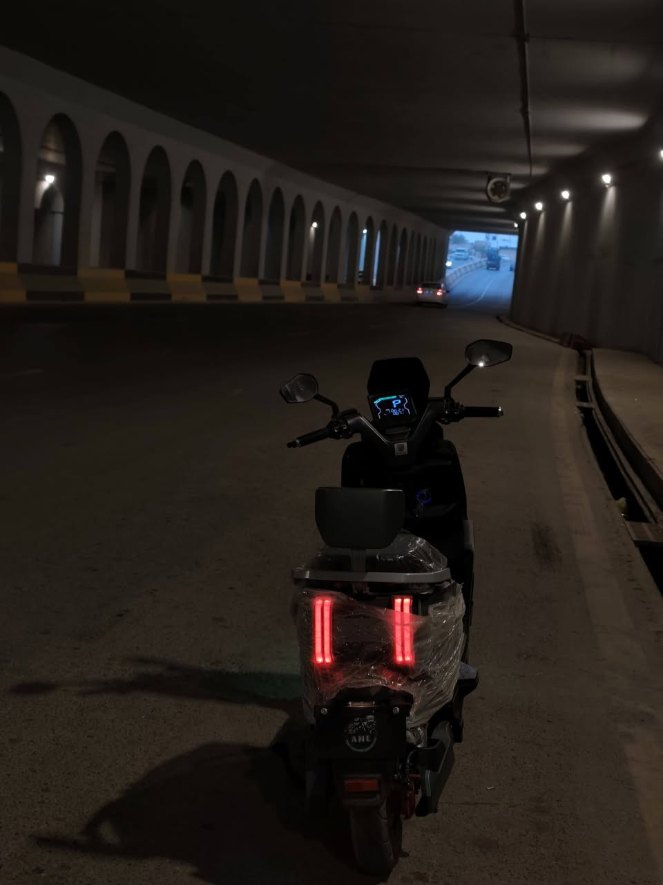 سلام عليكم دراجة شحن (الصاعــّقة) للبيع الدراجة نضيفة وما ماشية  مواصفات الدراجة 1- ترجع بك 2- اللايت زينون عالي ناصي 3- جنطة جبيره 4-بيها لايت سكن 5- الويل الامامي والخلفي فحمي 6- هورن 7-دبلات امامي خلفي فول 8- اربع اشاير يمين ويسار 9- نظام بارك 10-اربع نمر 11- السرعة 112    12-6بطاريات 13- شركة ونلي 14-mP3 بلوتوث 15- مانع تزحلق 16- نضام    
ABS 17- شاشة ايباد 
وبعد مواصفات بس ماريد المنشور يصير طويل
للتواصل ***********
