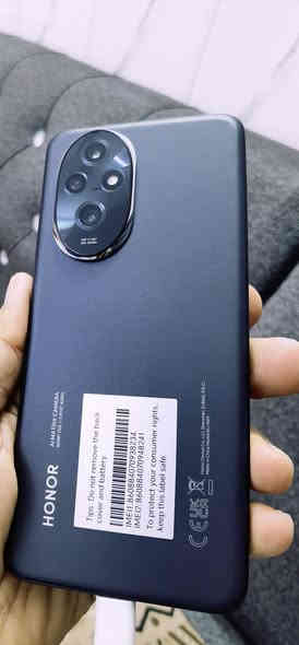 مرحبا... هونر 200 ذاكرى ١٢/٢٥٦ قبل اسبوع اخذتة جديد يعني مشحون تقريباً ٥ مرات للبيع او مراوس بالافضل وانطي فرق السعر ٣٤٠.  بغداد رصافه ***********
