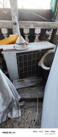 سبلت • بدون ريموت • مستخدم ٨ أشهر