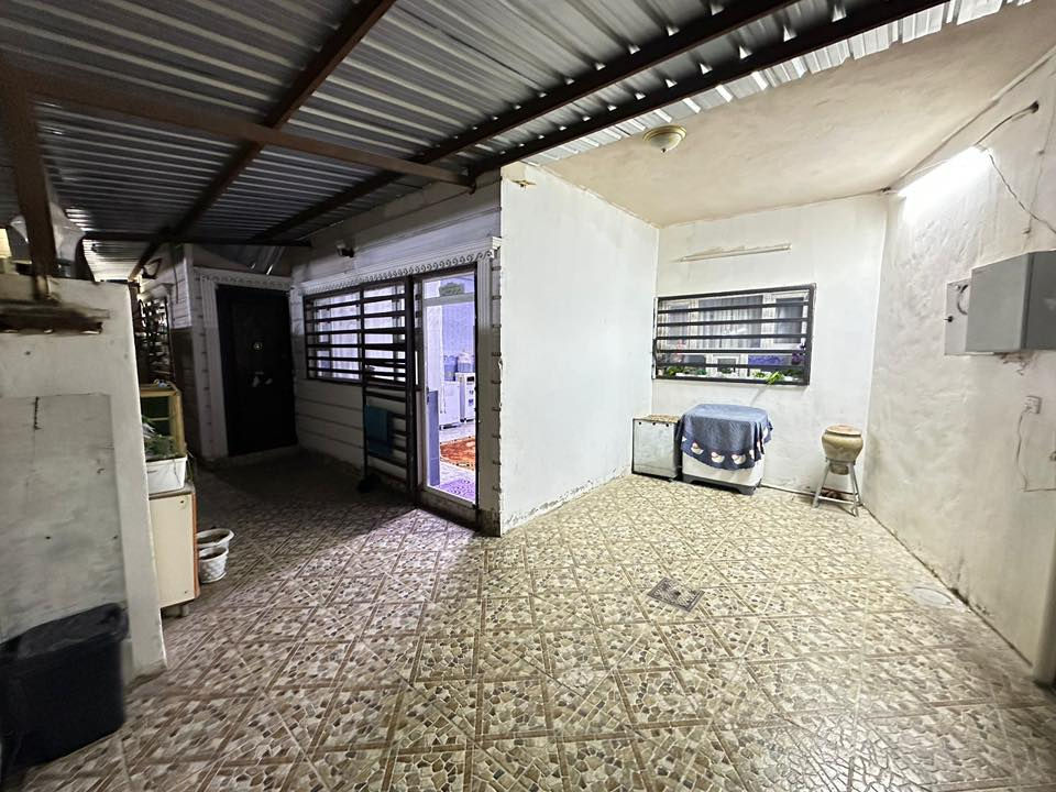 ؜🏠 عروض مكتب البركات 🏠
ـ ـ 
ـ ـ 
دار للبيع السعر جدآ مغرى 

🔹 المساحة : 180 متر 
     🏚️علمآ ان الدار ركن 🏚️

#العنـوان :  كركوك راس دوميز مقابل مول السلام  

#السعر: مراسلة الصفحة او الاتصال بالارقام في نهاية المنشور

ـ ـ ـ
نستقبل جميع العروض للدور السكنية والتجارية والزراعية بكافة مناطق كركوك
للمزيد من المعلومات مراجعة مكتب البركات للعقار
🔸العنوان سايدين شقق الغاز 
أو الاتصال على:
***********
***********
