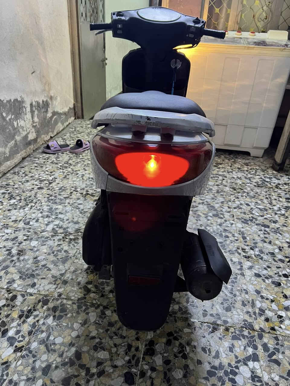 بريز لايت عالي سرعه ١٤٠ ياباني كله مختمه نوزل سكليتر خطين كله بلاديه اي نقص مابيه دراجه جديده السعر ٦٥٠ مكاني بغداد المشتل ***********
