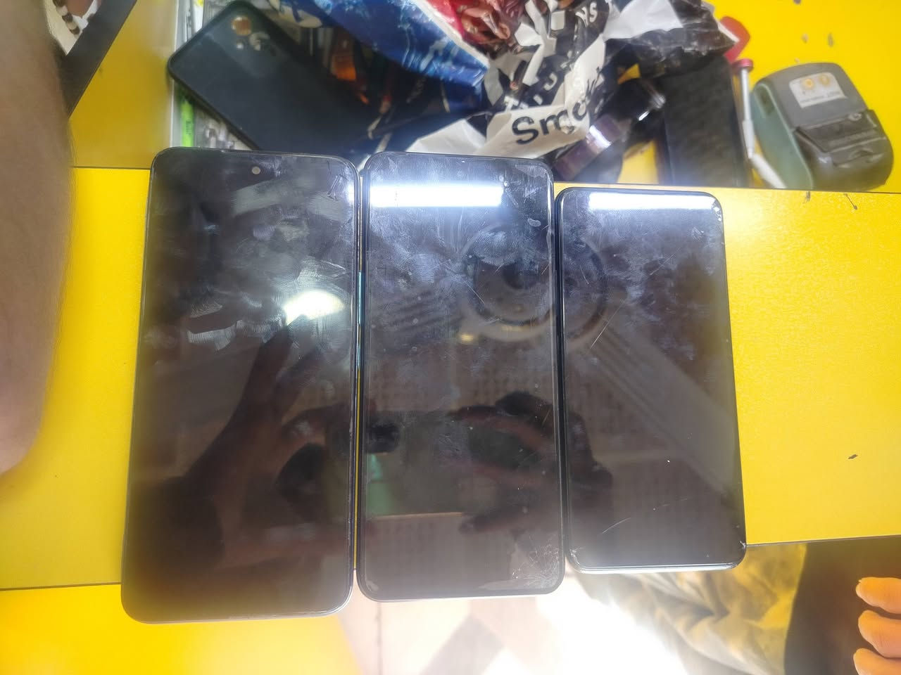 lnfinix note 12i
ذاكرة 128
lnfinix hot 12play
ذاكرة 64

HUAWEI P30 lite
ذاكرة 128

السعر كلهن 140


**إذا كنت صاحب هذا الإعلان وتريد حذفه لأي سبب، رجاءا أرسل رسالة إلى الدعم الفني**