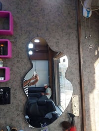 كراسي حلاقه للبيع ٢مستخدم شهرين واحد قديم ٣امرايه غيوم اتصال فقط 07704...