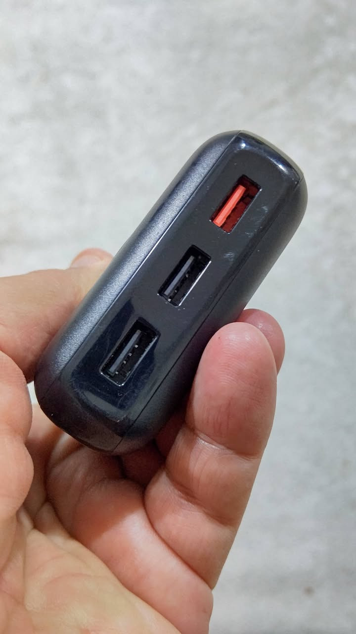 بور بنك قدرة 30000 الف ملمبير 97 واط بدون باكيت السعر 35 الف ماركة VEGER


**إذا كنت صاحب هذا الإعلان وتريد حذفه لأي سبب، رجاءا أرسل رسالة إلى الدعم الفني**