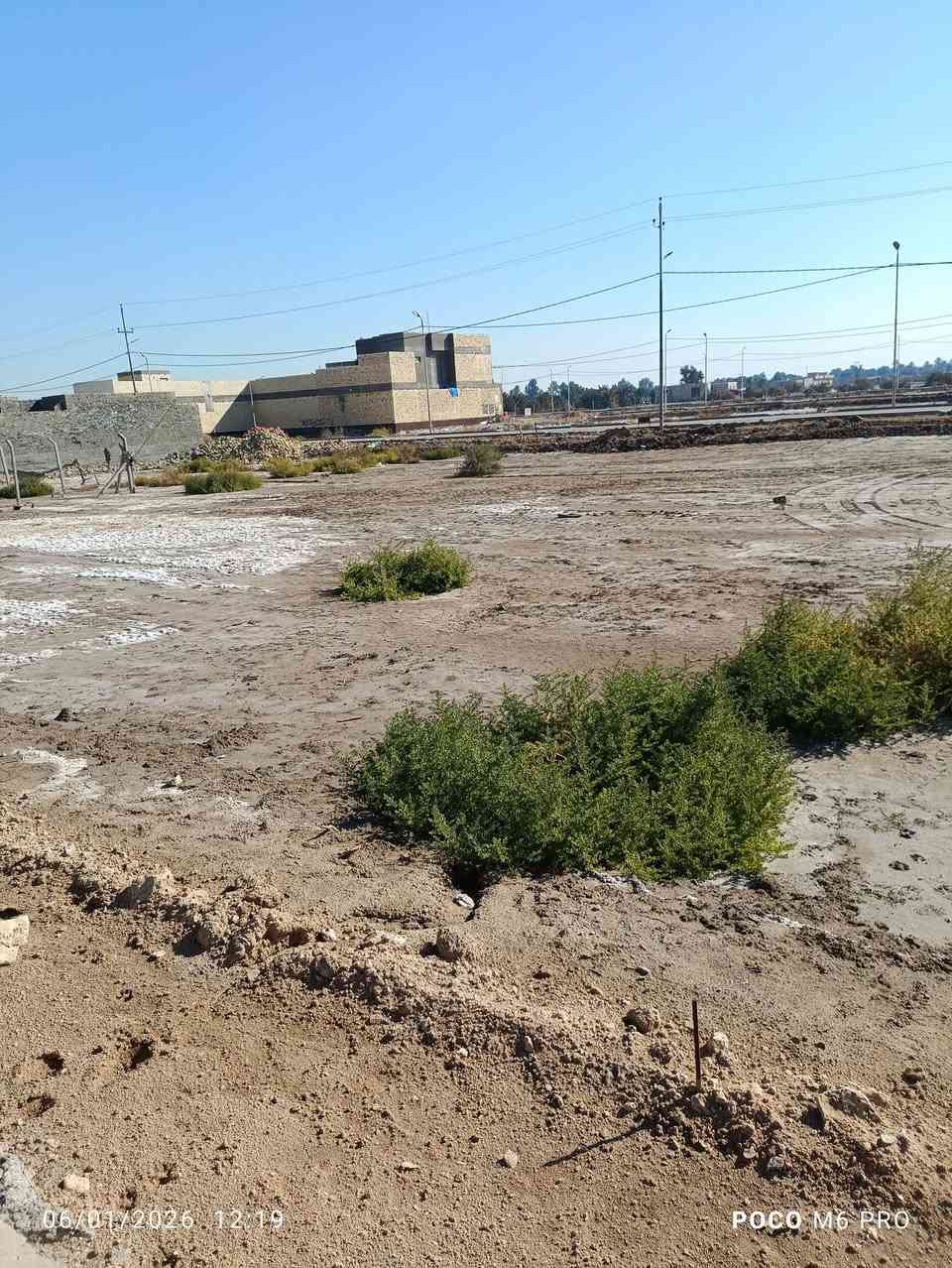 سلام عليكم عرصه مساحه 200م مجمع الامير السكني قريبه ع بوابه خلف حي الامين
***********
