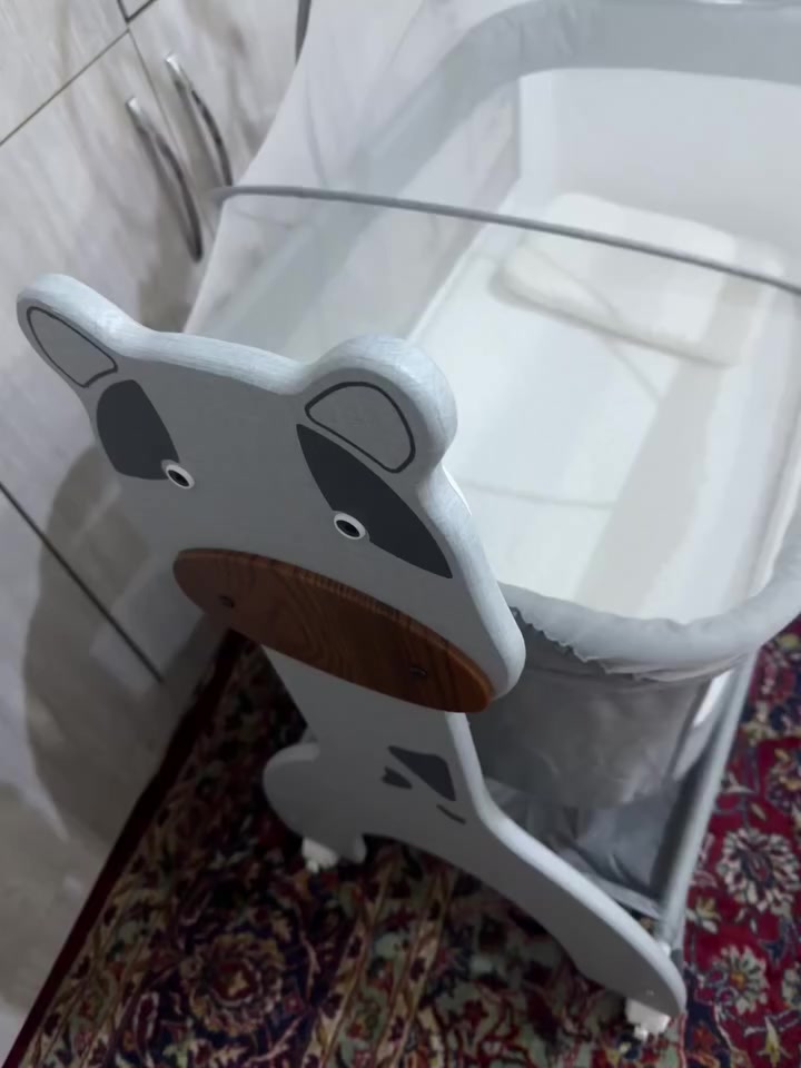 سیسەم بە دۆشەکەوە بئ عەیب ١٠٠هەزار 
جۆلانەی کارەبایی فول مواسەفات بلوتوث. ٣دەرەجەی راژەندن قفلی ٧٥هەزار
هەزەو کاری کۆت ١٠هەزار


**إذا كنت صاحب هذا الإعلان وتريد حذفه لأي سبب، رجاءا أرسل رسالة إلى الدعم الفني**