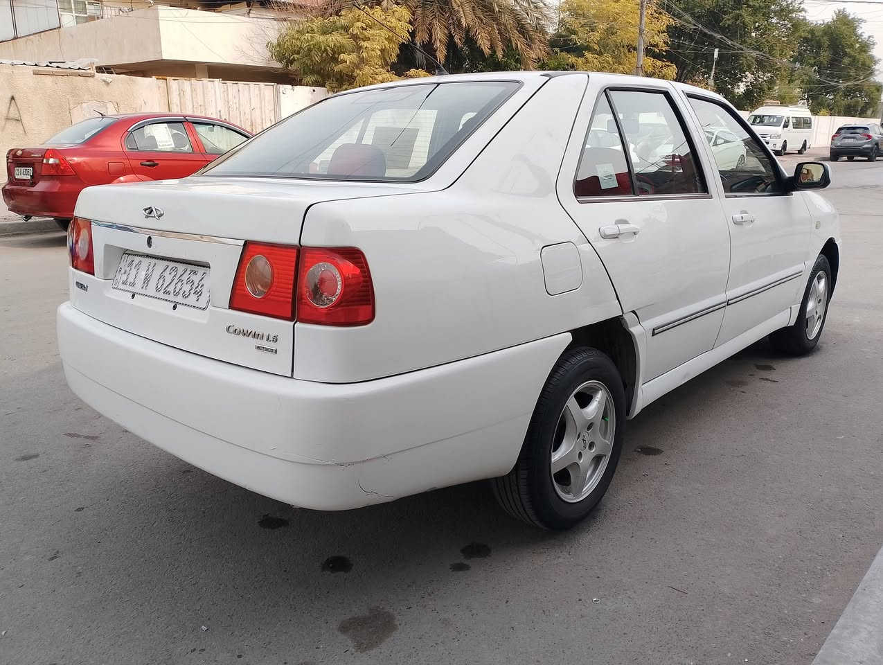 السلام عليكم للبيع شيري كوين 2010 كير ومكينه خير من الله تبريد شغال السياره لا ضربه ولا صبغ ولا تبدي السياره ماشا 103 باسمي ابيع شرط التحويل المكان بغداد حي القاهره السعر35 وبيها مجال قليل الرقم ***********
