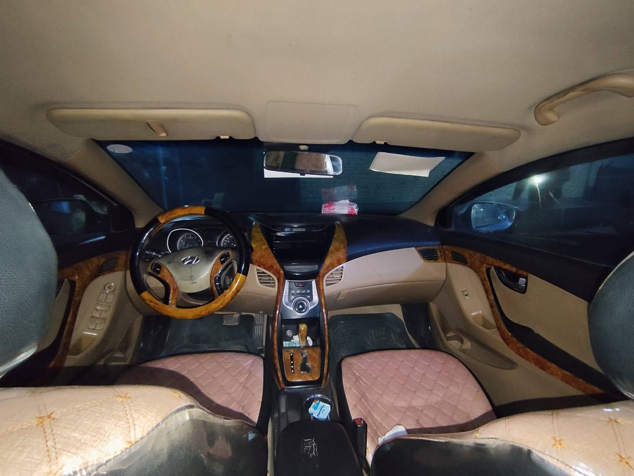 النترا 2013 خليجي
لون ابيض 
مكفول فقط باردات قليلة 
دواخل لونين صاج 
فول عدا الفتحة و البصمة 
هزة جديدة رقم انكليزي اربيل بإسم معقب من النجف 
گير محرك سليم
سعر 110  وبيها مجال بسيط 
للتواصل ***********
