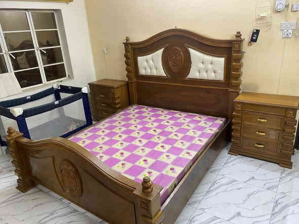 السلام عليكم غراض للبيع غرفة نوم شغل عراقي وتصميم تركي بيبان سلايت وجرارات سلايت شغل درجه اولا مو سوكي امفصلها 4 ملاين وربع رايدها مليونين وتخم تفصال سعره 300 الف نضيف ومابي اي ضرر وميز ابلزمه 50 الف وميز طعام نضيف جدن سعره 100 الف وجربايه اطفال جديده مال امزون سعرها 50 الف وكاونتر المنيم سنكه مرمر نضيف كلش سعره 500 الف وعرباته اطفال جديده ماركه سعرها 60 الف وكاروك بعده بل كارتون مستخدم مرتين سعره 60 الف  وطباخ سعره 100 الف مكاني بغداد الجديدة ***********
