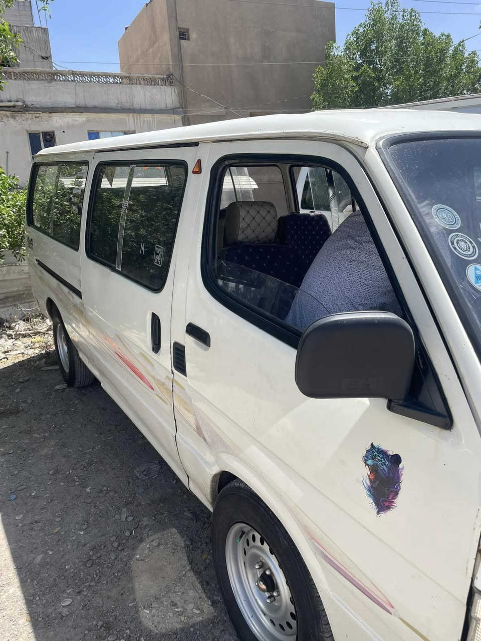السلام عليكم 
فتون دير ٢٠٠٩
مكينة بيه صوت بدون تنقيص كير اكسن مكفول 
السيارة مصفرة تحويل مباشر 
السعر 45وبي مجال 
اتصال فقط 
***********
