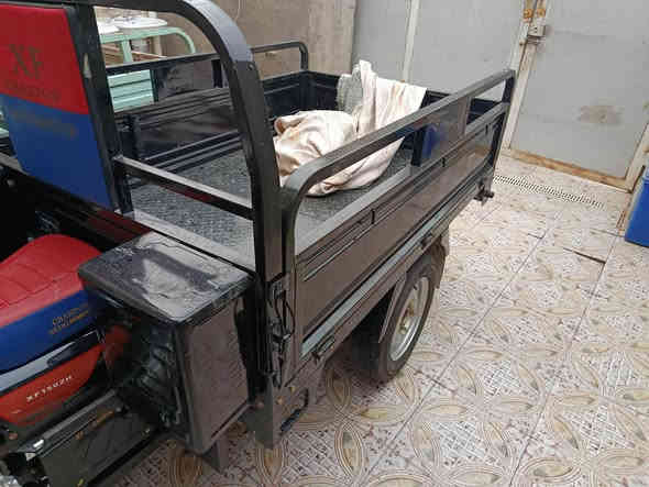 سلام عليكم ستوته لبيع مديل23 نضيفه فول زلق ما بيه مكان ناصرية مركز سعر 2700 وبيه مجال ***********
