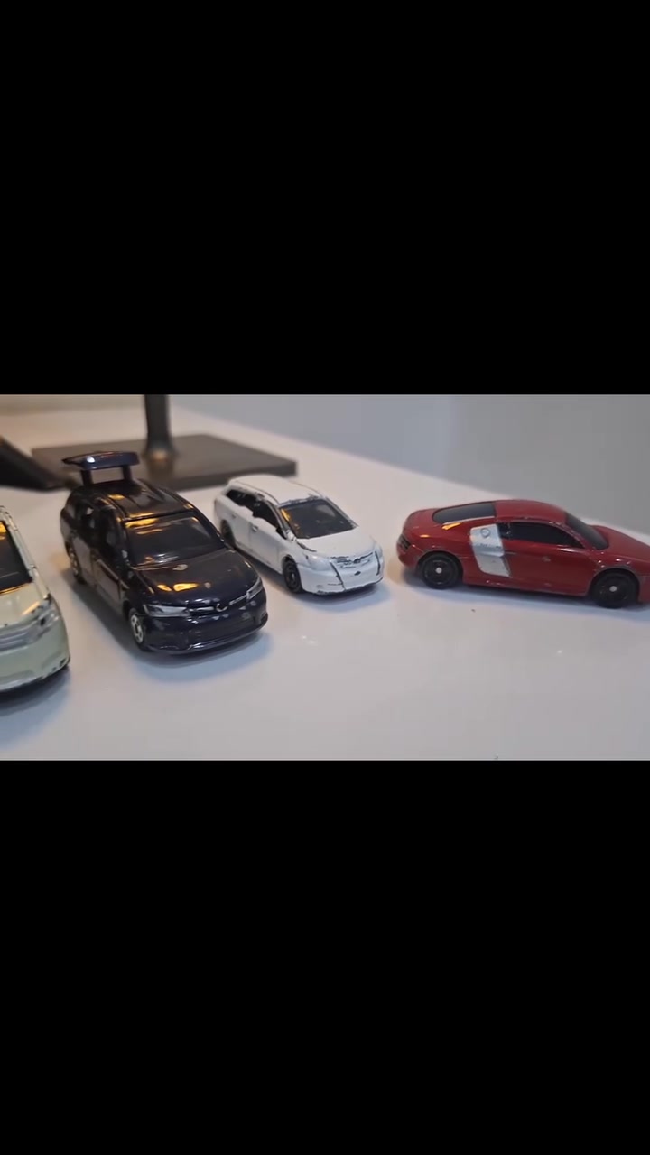 خمسة سيارات شركة توميكا TOMICA 
متوفر ...


**إذا كنت صاحب هذا الإعلان وتريد حذفه لأي سبب، رجاءا أرسل رسالة إلى الدعم الفني**