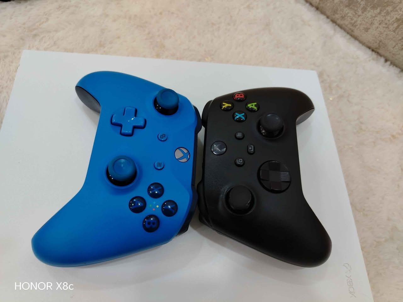 یکس بۆکس x1 نەکراوە زۆر پاکا 2 دەسکی 9 یاری تیدایا 1مانگ گیمپاس تیدەیە لەگەلا 1ک تیرای هەمو شتێکی بەشەرت سعر250 هەزار شوین هەولێر أربيل, العراق


**إذا كنت صاحب هذا الإعلان وتريد حذفه لأي سبب، رجاءا أرسل رسالة إلى الدعم الفني**