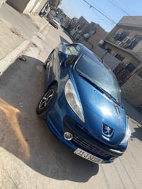 بيجو للبيع  كير اوتو  مكينه كورلا يعني انسه عطل وصرف  سياره نضيفه كلش ...