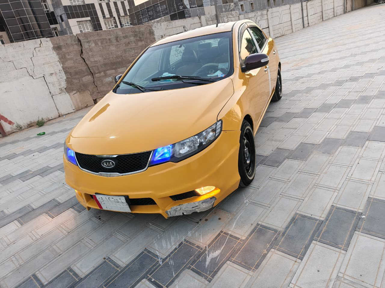 السلام عليكم كيا سيراتوا موديل 2013رقم
بغداد خليجي اعلئ فئه بالخليجي حداده فول تخم تاير فقط المحرك بيه تبخير 
السعر 92
رقمي ***********
