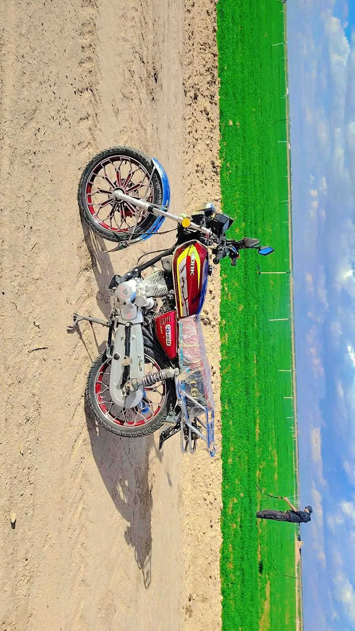 سلام عليكم 
ماطور سيفان للبيع 2024 محرك ما مفتوح شرط 
ماطور نضيف سعر 675 وبي مجال للطيبين 
وافق ادمن خاص مفتوح 
الاستفسار رقم /***********/
