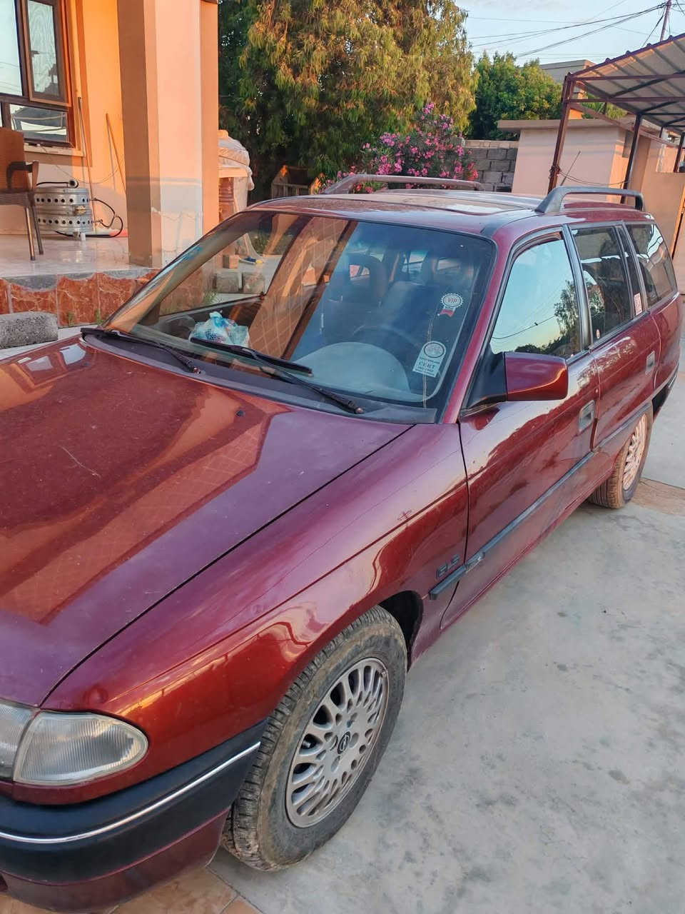 للبيع استرا 93
حـجـم 20 گير اوتماتيك مشروع وطني

شـرط التـحـويل مبدل سستم كامل

الـسـعر 52 و بيها مجال للاستفسار

***********
*********** متـوفـر واتساب
