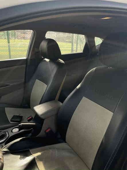 توسان 2019 خليجي 
 بأسمي ورقم أربيل تحويل ثاني يوم 
 السياره فوول 1/1 عدا البنوراما
- محرك ٢٠٠٠ دوش المرغوب 
- بصمة تشغيل وبصمه أبواب 
- كشن كهرباء سائق
- تبريد قطعتين
- لايت ليد الامامي و خلفي
- شاشة تاب اندرويد وكاميرا 
- حساس امامي خلفي 
- ويل كب ١٩ بلادي مميز 
- مري شفط وبيها لد مع ترحيب وانارة عند الاقتراب
- شاحن واير ليس 
-ماشيه80 وقابله للزياده
_تايرات جددت والسبير منازل 
بيها بارد  بلباب عكس
السعر 198 بيع مستعجل وبيها مجال
مكان بغداد الدوره
***********ومتواجد واتساب
