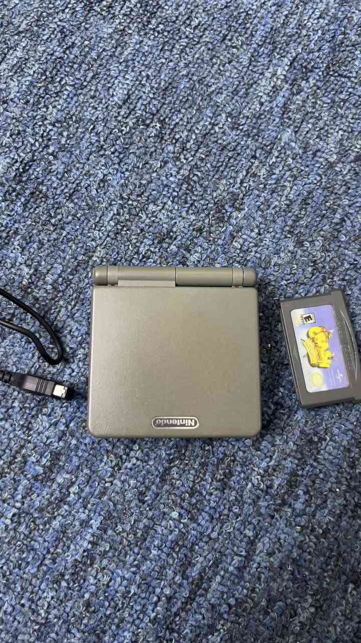 السلام عليكم
Nintendo GameBoy Advace SP 
لجهاز نضيف 90‎%‎ بطارية جديده ويا شاحنة اصليه 
يجي ويا لعبة Crash Bandicoot: The Huge Adventure
السعر 50 
بغداد يوجد توصيل


**إذا كنت صاحب هذا الإعلان وتريد حذفه لأي سبب، رجاءا أرسل رسالة إلى الدعم الفني**