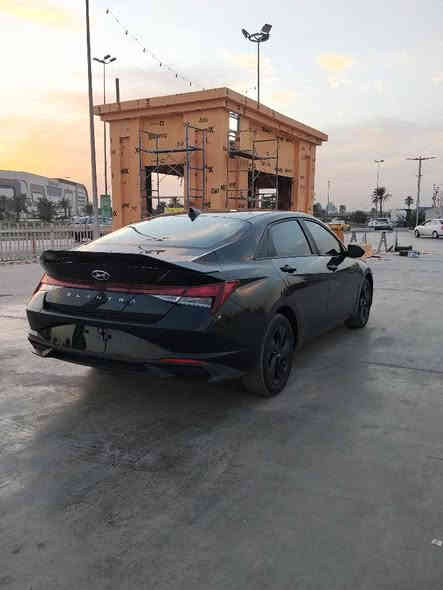 السلام عليكم
للبيع هيونداي النترا 2023 فول ماعدا جلد وفتحة  
مواصفات /
 بصمة تشغيل وابواب ، تشغيل عن بعد 
2023 HYUNDAI ELANTRA, SEL
2.0L, 4 cyl., 147HP
وارد أمريكي ،ثلاث وضعيات قيادة ،شحن لاسلكي
 محرك 2000 دوش ، بصمة تشغيل ، بصمة أبواب ،  اوتو هولد ، نافكيشن ، رادارات خلفية ،رادار امامي ، نقطة عمياء بالمراية ، مثبت سرعة ، نظام تجنب الحوادث مع تحذيرات النقطة العمياء وتحذيرات مغادرة المسار ، كامرة خلفية دواره ، الحادث كما موضح بل الصور ماشية تقريبا 39 الف 
 
اللوحات فحص مؤقت بغداد/بدون رقم
4 قطع صبغ على كدهم وبدون دواخل
صور حادث مرفقه

السعر 132 ورقة 
العنوان بغداد/الرصافه
رقم الهاتف *********** بغداد
