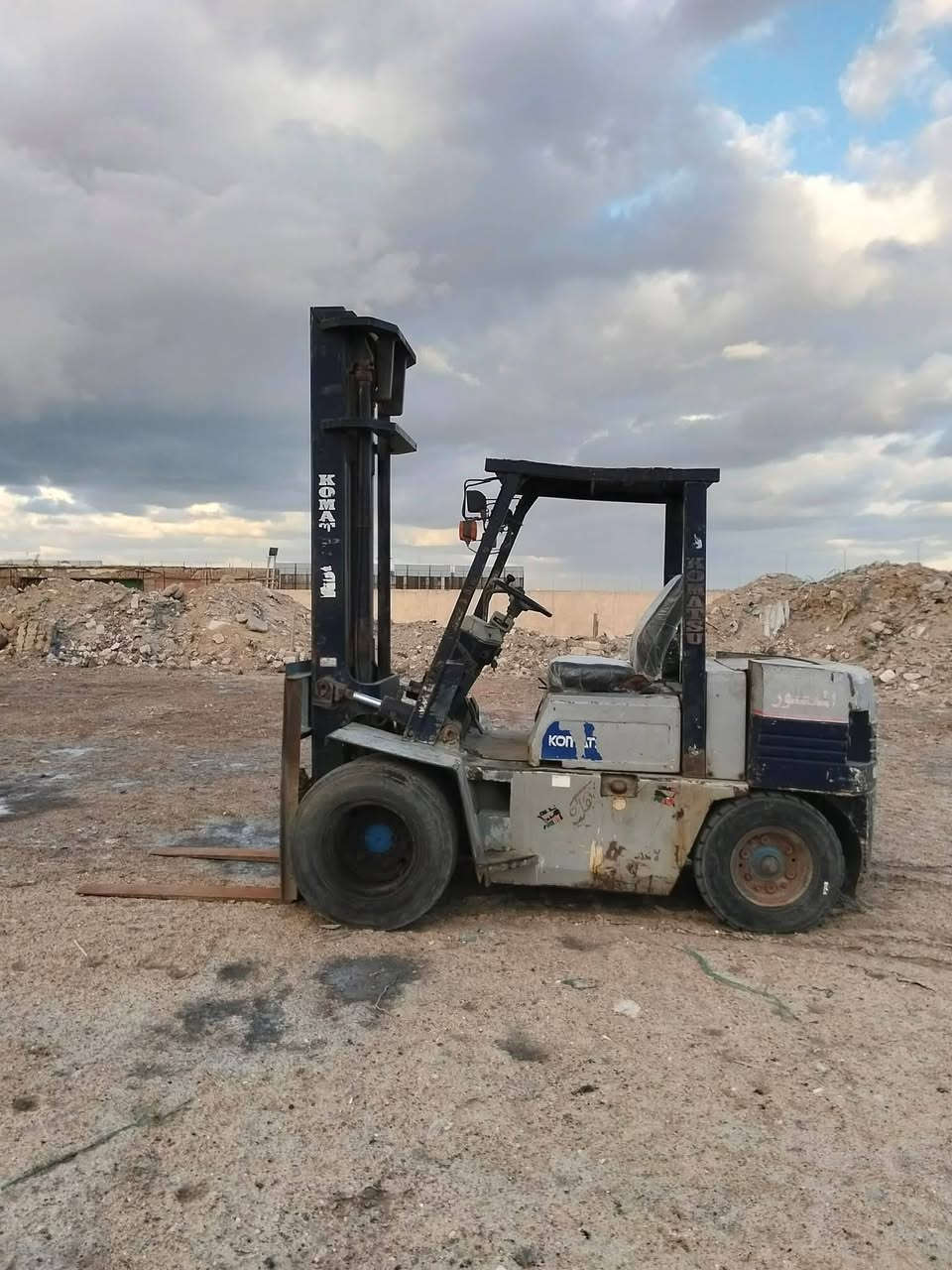 السلام عليكم شوكي للبيع ***********
