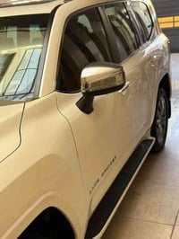 للبيع لاندكروز 2023 vxr   تون تيربو داخل احمر ثلاثه شاشات  داتا شو كبي...