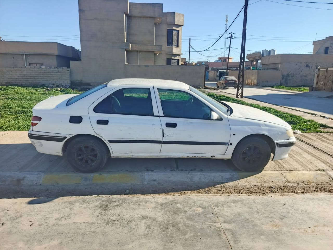 لبيع بيجو 2001,فحص كركوك سيارة جهزة المحرك شويه ينقص السعر15ورقه وبيها مجال***********
