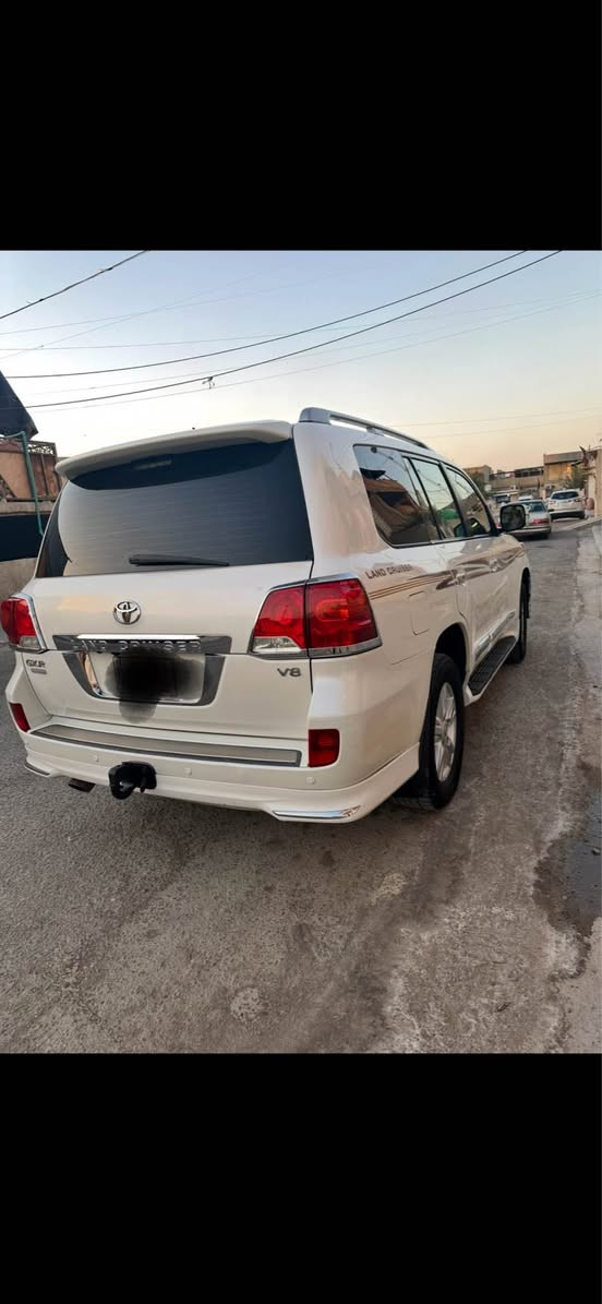 السلام عليكم لاندكروز ٢٠١٣ فطيم خليجي محرك 8 سلندر ٤٦٠٠ بيها بارد باب جهة السايق  السعر ٣٣٠ رقم بصرة المكان بصرة المعقل *********** البصرة, العراق
