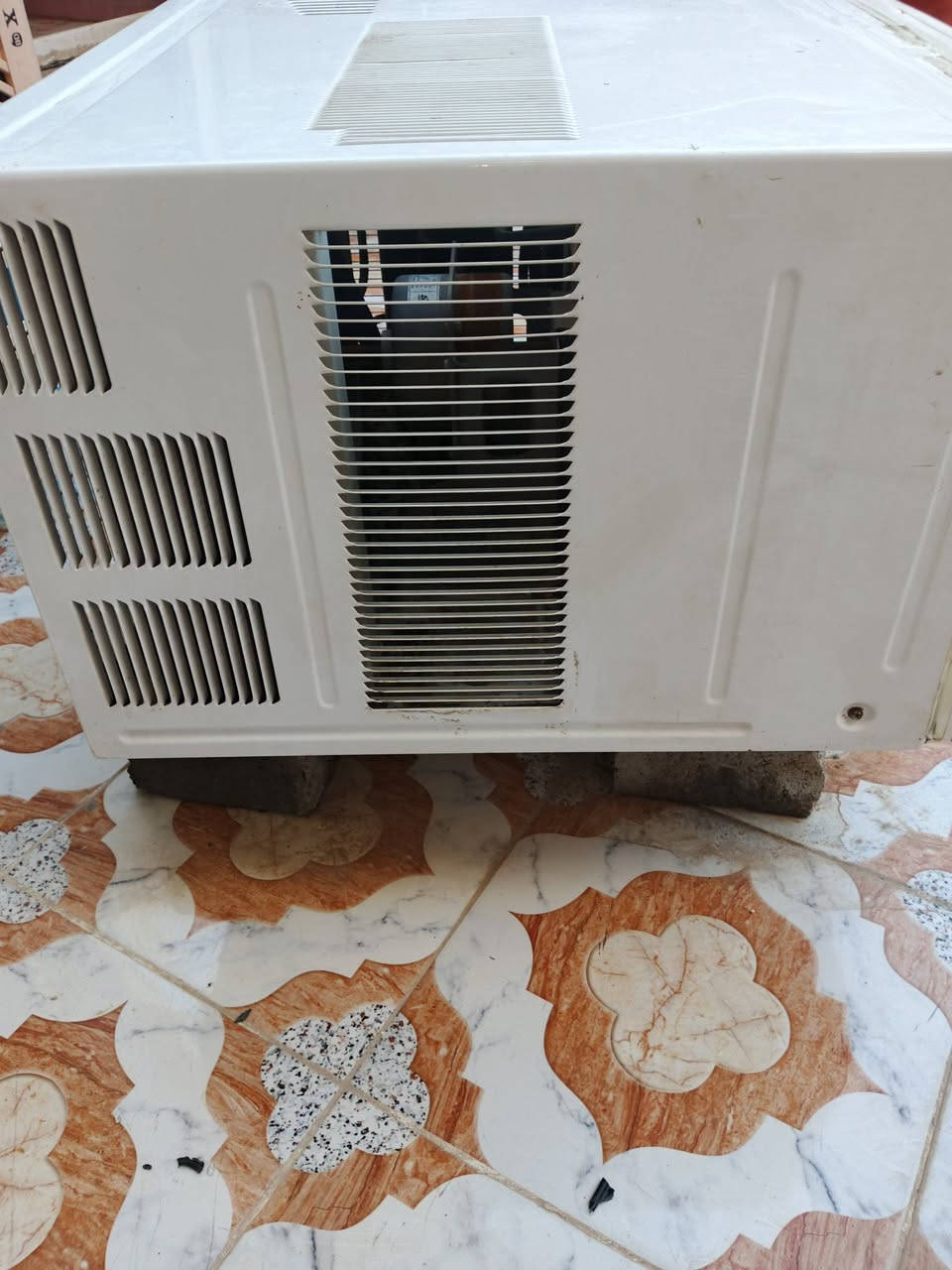 مكيف الريان طنين للبيع مكاني بعقوبة التحرير شارع الحولي بلزراعي مال محمد ليلى السعر 200 وبي مجال بسيط الشراي يتفضل خاص


**إذا كنت صاحب هذا الإعلان وتريد حذفه لأي سبب، رجاءا أرسل رسالة إلى الدعم الفني**