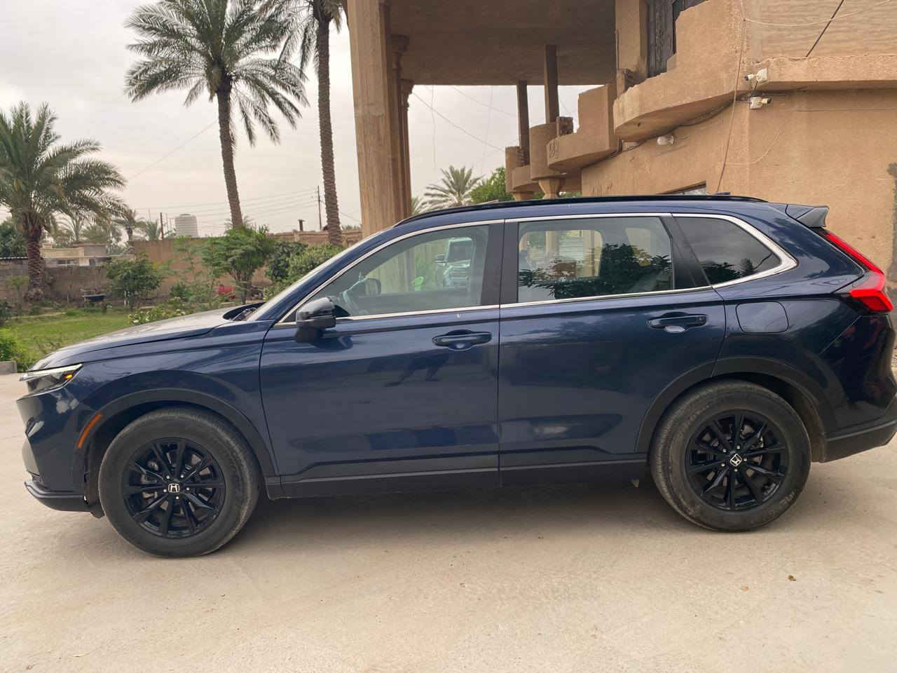 هوندا crv سبورت L موديل ٢٠٢٥ ماشية ٩٠٠٠ كيلو فول مواصفات للبيع بسعر ٢٢٥ للتفاصيل *********** واتساب
