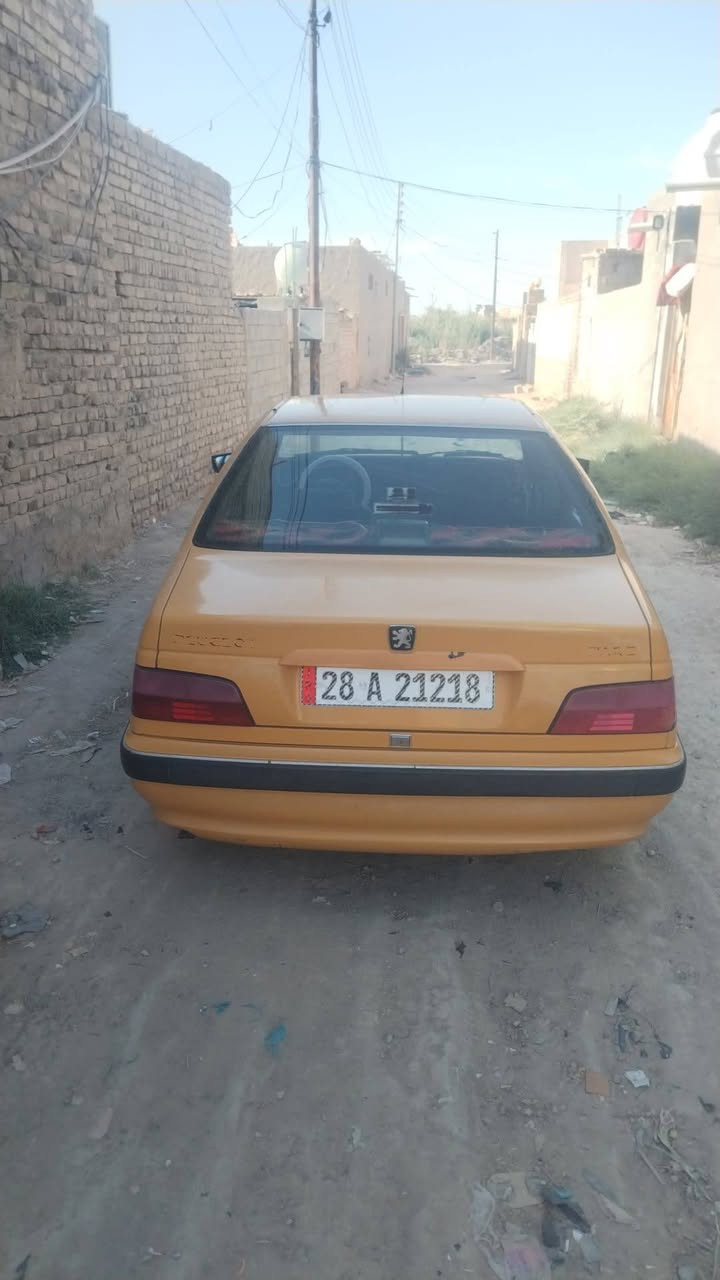 سلام عليكم
بيجو بارص موديل ١٣
سياره مكفوله.   خطين بانزين غاز 
مكينه وكير كفاله
دواخل تبريد تدفه ضفيرة على وضع الشركة
باتري جديد حداديه جديده
مشط جديد
السعر ٤٢ وبيه مجال
*********** مكاني ديوانية قضاء عفك
