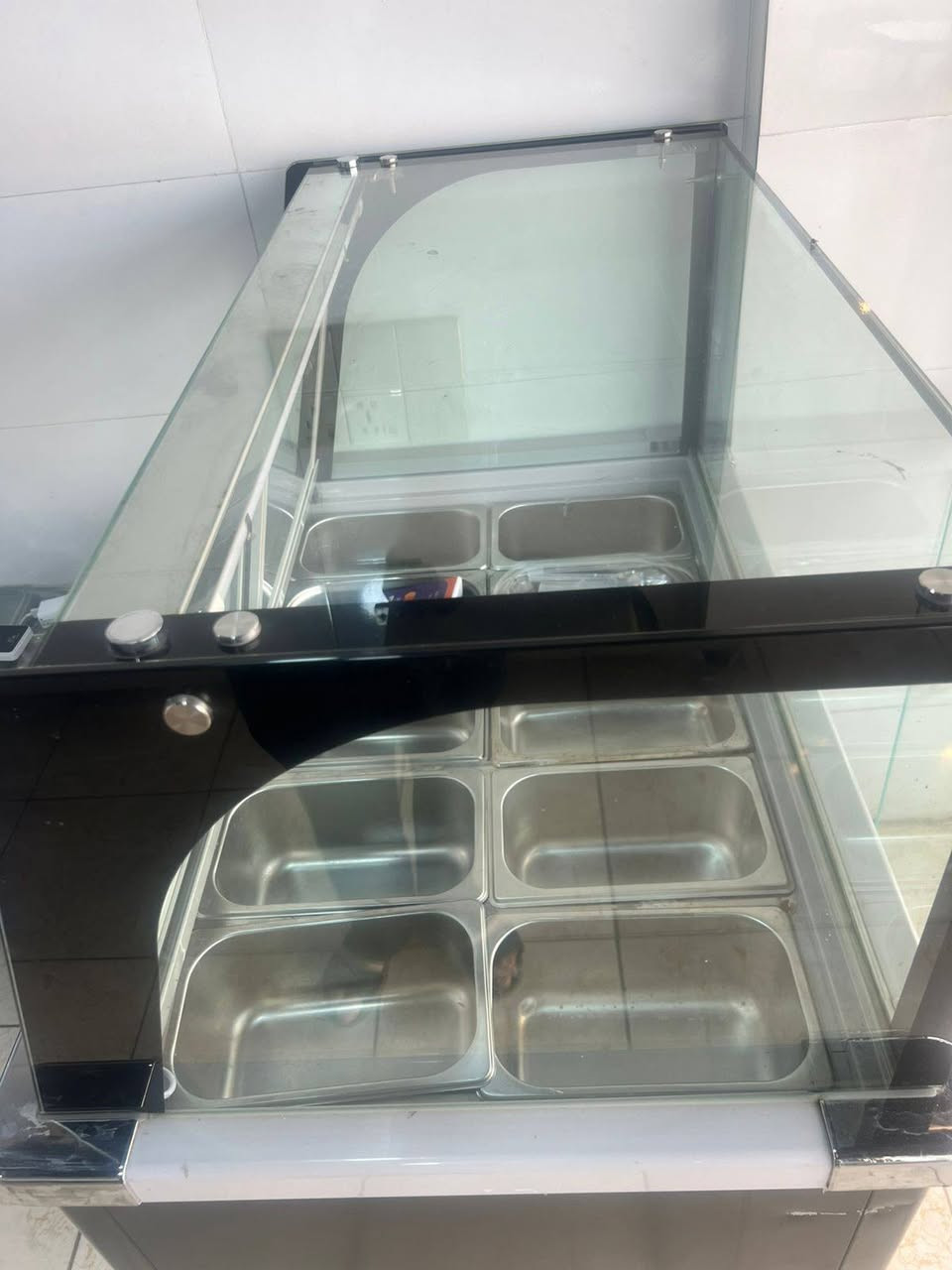 عارضه مقبلات 10 بلانك
النجف 
***********
