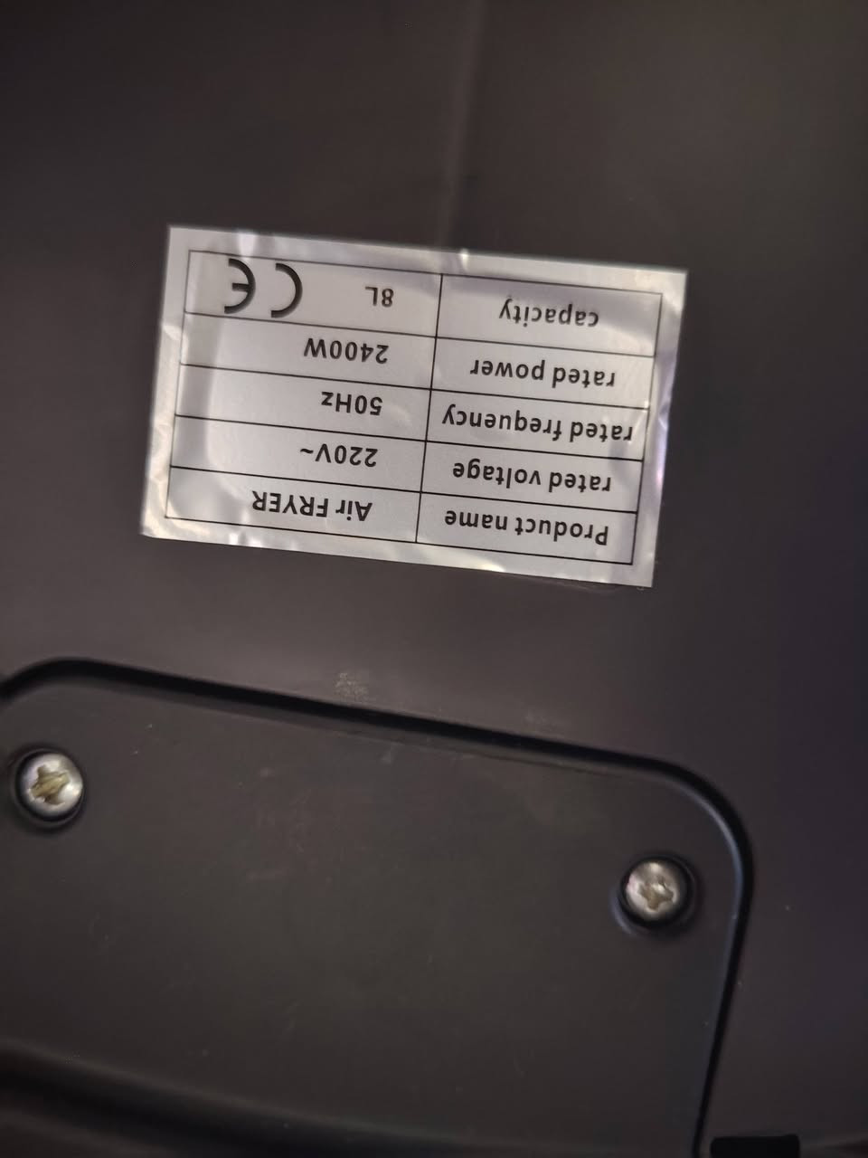 قلاية هوائية سعة 8 لتر بقدرة 2400 واط القلايه مستعمله  من ماركة سلفر كريست الالمانيه تجي بمصباح داخلي اناره وجام شفاف تشوف الاكل وبرامج الطبخ شاشه ديجتال لمس تفييد اهل الدايت والسكر لان تستغنى عن الزيوت المهدرجه سعرها 30 الف والجديده اقل شي سعرها حاليا 100 الف بمعنى سعرها 30 الف بلاش   والتوصيل داخل كربلاء الفين فقط قبل متنطي فلوس شغله وافحصها    للتواصل واتساب***********
