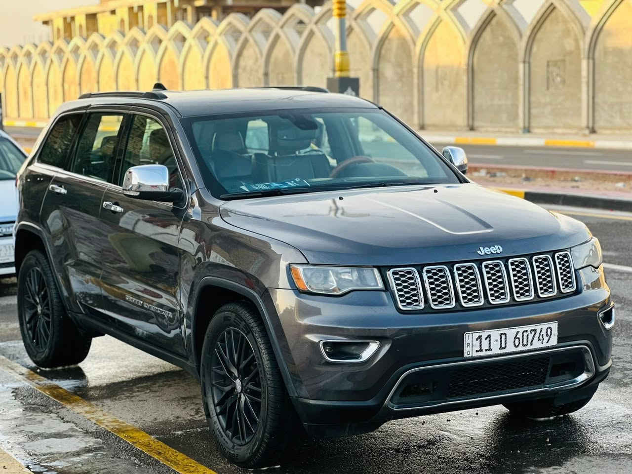 جيب شيروكي موديل 2018  ماشيه 112 حادثها بنيد فقط بدون اي دواخل (السعر 187) قابل للتفاوض 
للأستفسار***********

صور الحادث والسونار مرفقة بالمنشور فول مواصفات ماعدا البنوراما بصمة تشغيل وبصمة ابواب كشنات جلد كهرباء شاشه كبيره حساسات خلفيه 
جنطة كهرباء شفط  فور ويل4X4 محرك 6 سلندر منافذ فولتية ومنافذ شحن ثلاث وضعيات قيادة تحكم ستيرن أشاير بالمري ويل كب كروم داخل صاج نقاط عمياء السيارة ماشية 112 فقط كلش جديدة وجاهزة من كلشي مكينه وكير وحداديه وتبريد مكفولات مكان السيارة كربلاء المقدسة
