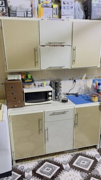 كاونتر مستخدم للبيع نضبف كلش اخو الجديد مكاني بقرب تقاطع الدرويش شهداء...