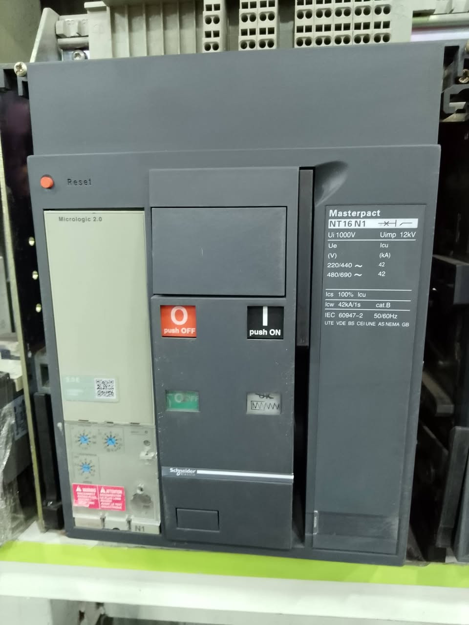 للاستفسار واتساب ::- ***********

السلام عليكم ورحمه الله وبركاته 🌹❤️ 
كل ما هوه جديد من شركه شنايدر متوفر لدينا وبأنسب الاسعار 
خصومات تصل الى 30٪ 🤠 ومع كل طلب هدية 🎁🧳

توصيل لجميع المحافظات 🚚🚛 
(متوفر جديد وكاله شنايدر مع شهادة منشأ) 🇫🇷
 ( متوفر باله داخل كارتون بسعر المستعمل ) 🇫🇷
اكثر من هيج ماكو 😬😁🫶👷
للطلب والاستفسار واتساب -- *********** 📱🖥️📞
