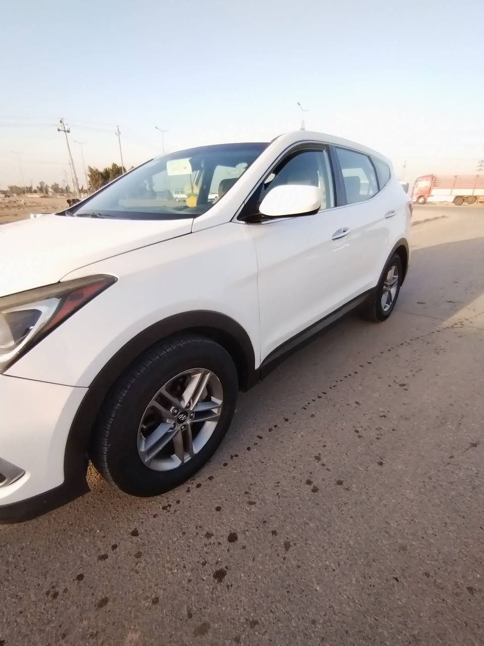 السلام عليكم سنتافي موديل2018وارد امريكي مكينه اربعه سلندر بيهه قطه صبغ جاملغ امامي جهت سايق مرشوش وقبق جنطه بلادي  مبدل شاشه لمس جبيره بلاد تخم تاير جديد حداديه جديده كير ومكينه مكفولات رقم اربيل تحويل ثاني يوم سنويه ل29 *********** السعر 155وبيهه مجال غليل عنوان واسط الحفريه
