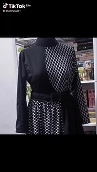 ملابس • متابعين