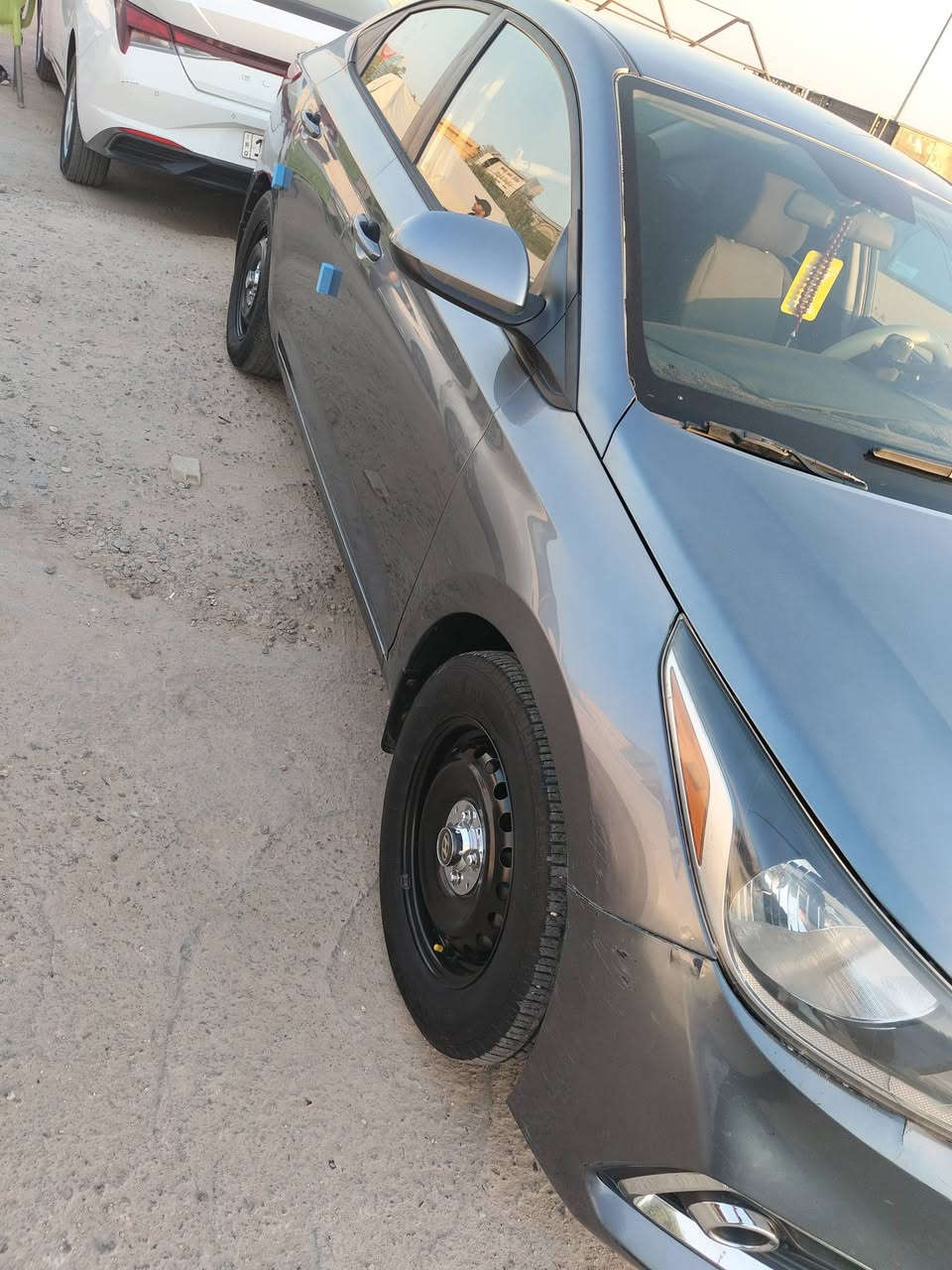 اكسنت مديل 20 امريكي رقم معوقين باقي سنه ونص حادثه بنيد فقط محرك 1600 دوش *********** مكان السياره الرميثه
