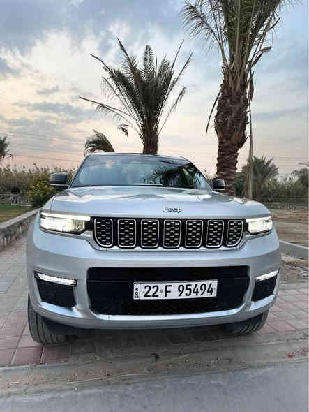 جيب كراند شيروكي سمت ريزرف
الموديل :2023. (امريكي) . 
المحرك : . V6. 3.6L . 
العداد : km27.000.بحالة ممتازة.  
المواصفات :
* دفع رباعي 4x4 . 
* نظام تعليق هوائي (جكات). 
* قيادة ذاتية عند المنعطفات. 
* رادار امامي مع مانع تصادم . 
* نظام الرؤية الليلية. 
* تحذير الخروج عن المسار . 
* مستشعر نوم السائق مع نظام التوقف الآلي 
* تحذير النقطة عمياء ⚠ .
* نظام تحذير عند التقاطعات. 
* نظام تحذير عند تجاوز السرعة المحددة. 
* نظام عرض المعلومات على الزجاج الامامي (HEAD UP DISPLAY) 
* نظام تقليل الضجيج داخل المقصورة. 
* إنارة محيطية. 
* شاحن موبايل وايرلس. 
* تعديل وضعيات مقود السائق كهربائيا. 
* مرايا تعتيم ذاتي. 
* المرايا الجانبية قابلة للطي كهربائيا. 
* نظام الصوت من ماكنتوش مع 19 سماعة. 
* ويل قياس 21 انج .
* سقف بانوراما .  
* شاشه كبيرة 10.1 انج . 
* شاشة للراكب الأمامي .
* نظام الخرائط (GPS) .
* عرض خرائط الطريق على لوحة القيادة.
* لوحة القيادة بقياس 12 أنچ. 
* 4 كاميرات خارجية مع بخاخات ماء للتنظيف. 
* كاميرا للمرأة الداخلية. 
* تصوير حراري ليلي .
* المصابيح الأمامية زنون .
* كشافات الضباب زنون . 
* دخول ذكي. 
* بصمة على 5 ابواب للدخول الذكي. 
* تشغيل عن بعد .
* الصندوق الخلفيي كهربائي .
* فتح الصندوق الخلفي مع حركة القدم.
* دوسات جانبية .
* فرش المقصورة الداخلية من الجلد الطبيعي الفاخر .
* اضافات من الخشب الطبيعي للمقصورة الداخلية. 
* ذاكرة لحفظ وضعيات الجلوس للمقاعد الأمامية
* مساج للمقاعد الامامية .
* المقاعد الأمامية كهربائية .
* المقاعد الأمامية تبريد وتدفئة .
* المقاعد الخلفية تدفئة وتبريد .
* ستائر للشبابيك الخلفية. 
* انارة داخلية LED متعددة الالوان . 
* حساسات امامية وخلفية . 
* 7 راكب .
* مكيف خلفي مع وحدة تحكم منفصلة . 
* تدفئة مقود القيادة. 
* مانع تصادم خلفي .
* بلوتوث تلفون . 
* محدد سرعة . 
* نظام التشغيل والاطفاء الاوتوماتيكي .
* نظام بريك اوتماتيكي
‏ 1c4rjkegop8722540:رقم شاصي
سعر السيارة//405$ 
ضررها بيبان (2) حادث خفيف
أيرباك بردة يوجد فيها فقط
مكان السيارة// النجـف الأشرف 
السيارة كفالة + بچم كبس// *********** النجف
