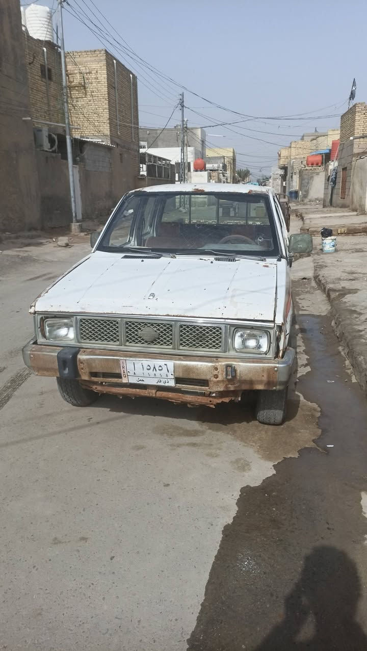 نيسان دبل قماره موديل 1992مكينه تبخير قليل سنويه عظم عاج صاقطه  راعيها من ناصريه بس ماندله ب 12 ورقه المكان ميسان وبيها مجال قليل  ***********مكلف بل نشر رقم صحابه
***********
