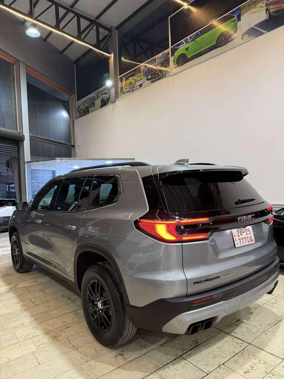 رقم السيارة : بدون رقم يترقم شمالي 
موقع السيارة : دهوك 
نوع السيارة : جمسي اكاديا الڤيشن
موديل السيارة : 2025 
المسافة المقطوعة: 4.000 ميل 
محرك 4 سلندر توربو 328 حصان 

مواصفات: الڤيشن 

بصمة تشغيل 
بصمة ابواب دخول ذكي 
كراسي تدفئة 
مقاعد صف ثالث سبعة راكب 
صندوك كهربائي 
تشغيل عن البعد 
دفع رباعي 4*4 تحكم يدوياًُ ليس كهربائياً
رادارت فتل 
رادار مانع تصادم امامي 
رادار خروج عن المسار 
رادار نقطة عمياء مري 
رادار خلفي 
كراسي رج هزازي مع رادارت متحكم 
كاميرات فتل 360 درجة 
شاشة معلومات وترفيه كبيرة بحجم 15 بوصة
عجلات جديدة قياس 18 بوصة
باقة “OnStar Basics”
حزمة القطر Trailering
كير أوتوماتيكي بـ 8 سرعات
نظام صوت فاخر من Bose®
شحن لاسلكي للهواتف الذكية.
إضاءة داخلية محيطية.
منافذ USB-A وUSB-C لجميع الصفوف 
نظام اوتو ستوب 
انظمة قيادة سبورت نورمال ونظام تحكم في النزول والصعود
مثبت السرعة التكيفي 

ملاحظات: سيارة بدون صبغ بدون حادث بدون ايرباك كفاله عامة 

للأستفسار :
***********
***********
